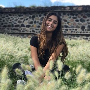 Meet your Posher, Hannah